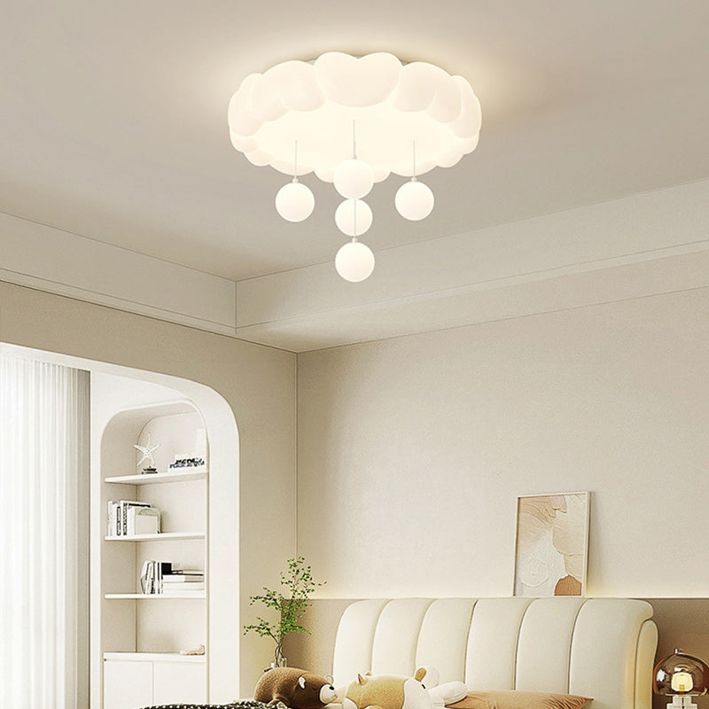 Modern Art Deco Heart-Shaped LED Ceiling Light for Kids' Bedroom