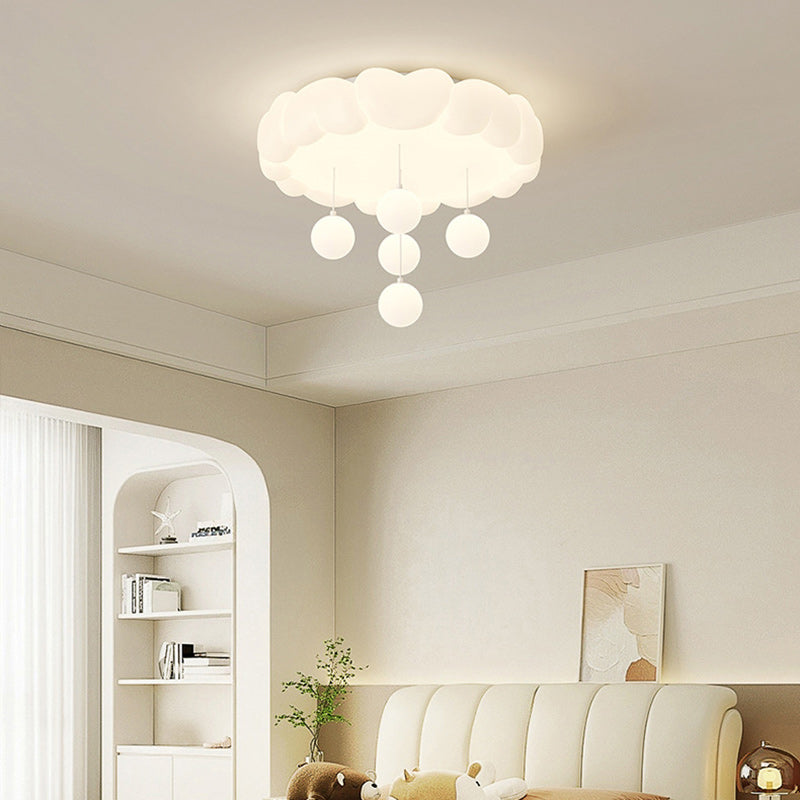 Modern Art Deco Heart-Shaped LED Ceiling Light for Kids' Bedroom