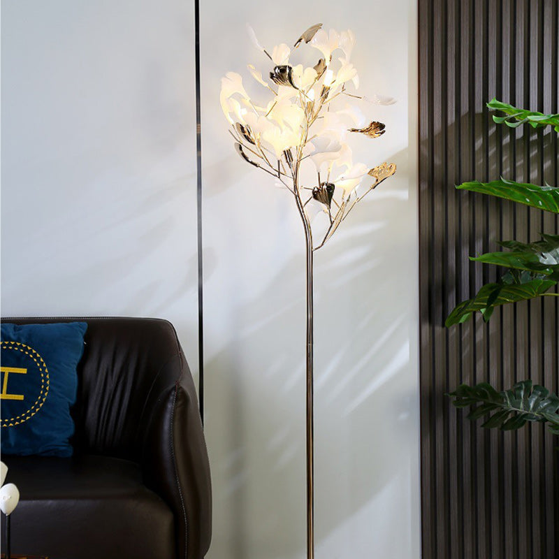 Contemporary Ginkgo Leaf 5-Light Floor Lamp - Metal & Porcelain Design for Bedroom

Illuminate your space with this stunning contemporary 5-light floor lamp featuring a unique ginkgo leaf design. Crafted from durable metal and porcelain, this artistic lam