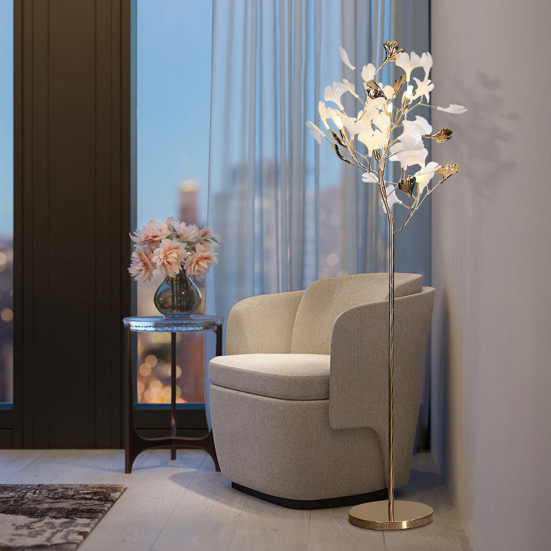 Contemporary Ginkgo Leaf 5-Light Floor Lamp - Metal & Porcelain Design for Bedroom

Illuminate your space with this stunning contemporary 5-light floor lamp featuring a unique ginkgo leaf design. Crafted from durable metal and porcelain, this artistic lam