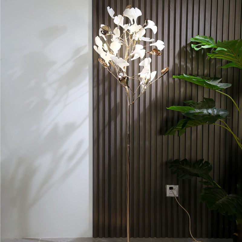 Contemporary Ginkgo Leaf 5-Light Floor Lamp - Metal & Porcelain Design for Bedroom

Illuminate your space with this stunning contemporary 5-light floor lamp featuring a unique ginkgo leaf design. Crafted from durable metal and porcelain, this artistic lam