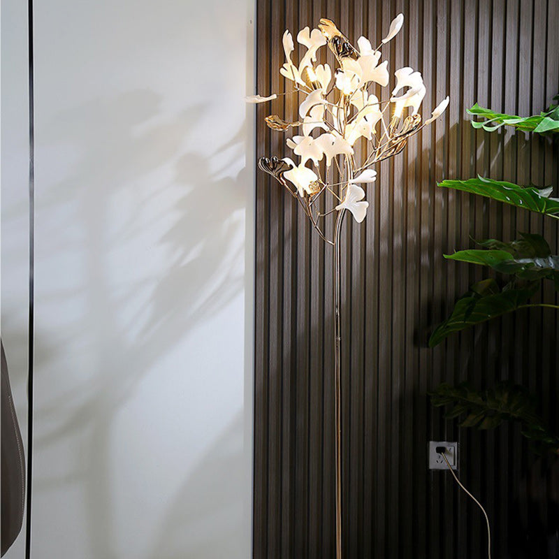 Contemporary Ginkgo Leaf 5-Light Floor Lamp - Metal & Porcelain Design for Bedroom

Illuminate your space with this stunning contemporary 5-light floor lamp featuring a unique ginkgo leaf design. Crafted from durable metal and porcelain, this artistic lam