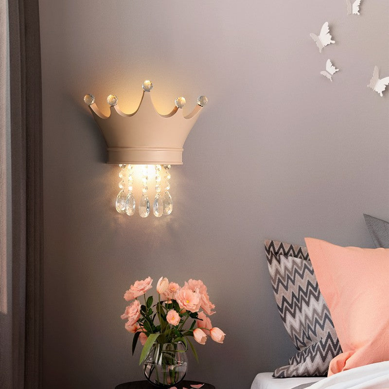 Contemporary Kids Resin Crystal Crown LED Wall Sconce Lamp Bedside Lighting Decorative Wall Light for Children's Room Nursery Playroom Girls Bedroom Decor LED Wall Fixture Modern Candelabra Style Crown Lamp