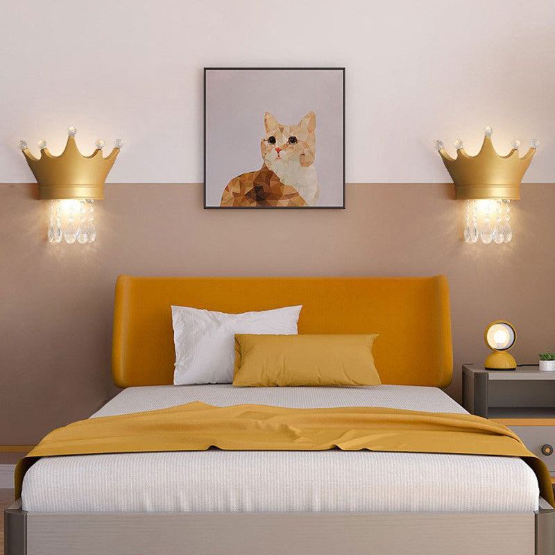 Contemporary Kids Resin Crystal Crown LED Wall Sconce Lamp Bedside Lighting Decorative Wall Light for Children's Room Nursery Playroom Girls Bedroom Decor LED Wall Fixture Modern Candelabra Style Crown Lamp