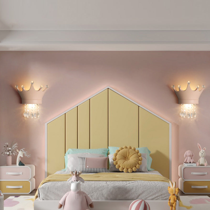 Contemporary Kids Resin Crystal Crown LED Wall Sconce Lamp Bedside Lighting Decorative Wall Light for Children's Room Nursery Playroom Girls Bedroom Decor LED Wall Fixture Modern Candelabra Style Crown Lamp