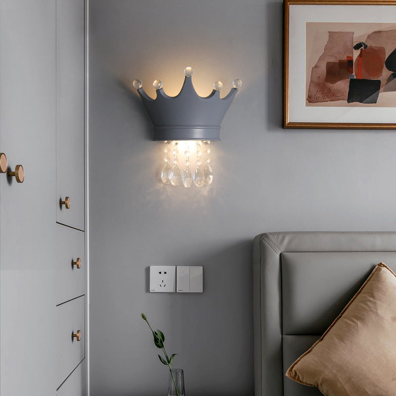 Contemporary Kids Resin Crystal Crown LED Wall Sconce Lamp Bedside Lighting Decorative Wall Light for Children's Room Nursery Playroom Girls Bedroom Decor LED Wall Fixture Modern Candelabra Style Crown Lamp