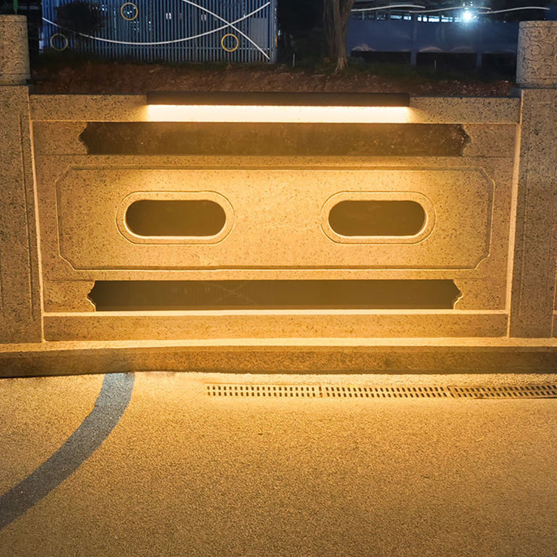 Modern Minimalist Solar Waterproof LED Wall Sconce for Outdoor Patio