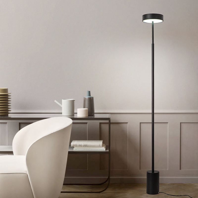 Contemporary Scandinavian Round Iron LED Floor Lamp for Bedroom