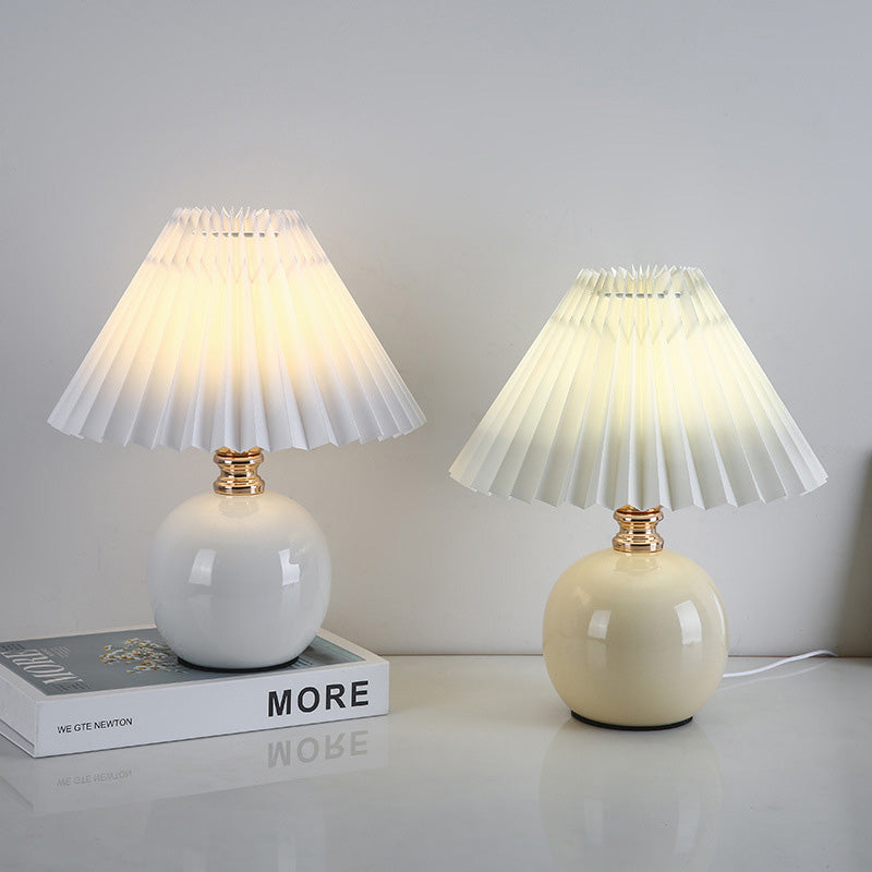 Modern Art Deco Orb Base Pleated Fabric Ceramic 1-Light Table Lamp Bedside Lighting Contemporary Home Decor Stylish Nightstand Lamp Modern Bedroom Lighting Unique Accent Light Fixture Decorative Table Lamp for Living Room Office