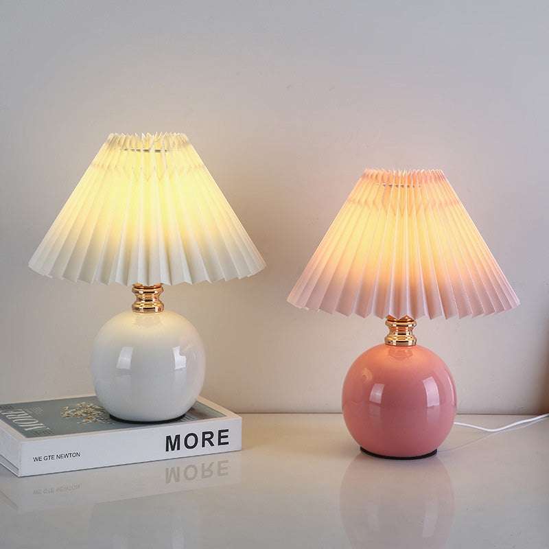 Modern Art Deco Orb Base Pleated Fabric Ceramic 1-Light Table Lamp Bedside Lighting Contemporary Home Decor Stylish Nightstand Lamp Modern Bedroom Lighting Unique Accent Light Fixture Decorative Table Lamp for Living Room Office