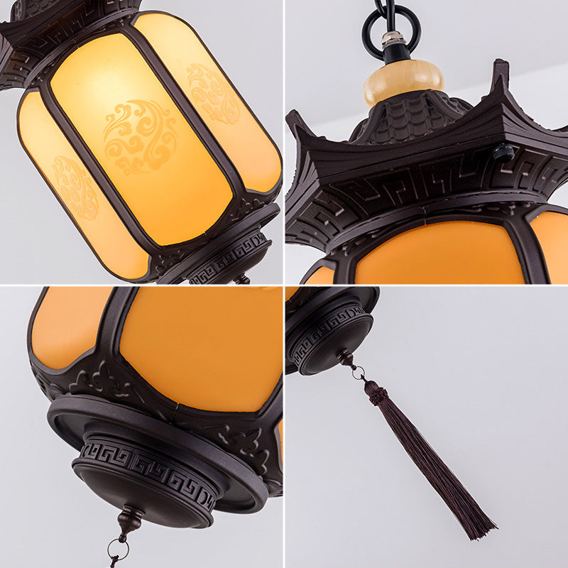 Traditional Chinese Waterproof Hexagonal Lantern Pendant Light for Garden