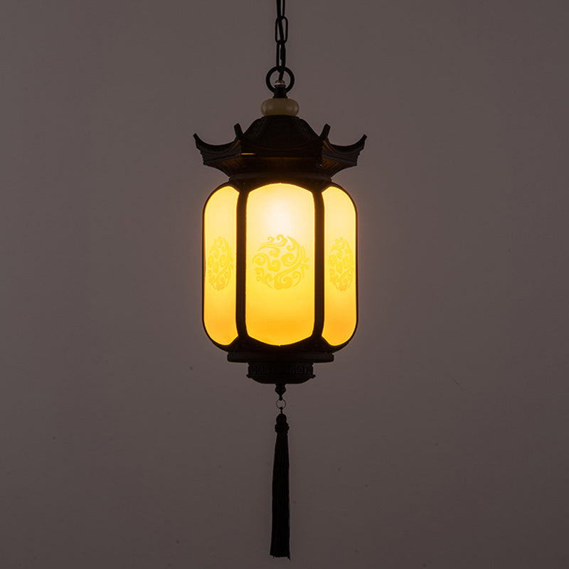 Traditional Chinese Waterproof Hexagonal Lantern Pendant Light for Garden