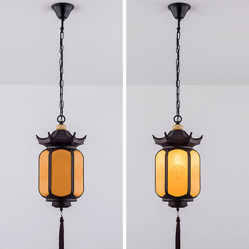 Traditional Chinese Waterproof Hexagonal Lantern Pendant Light for Garden
