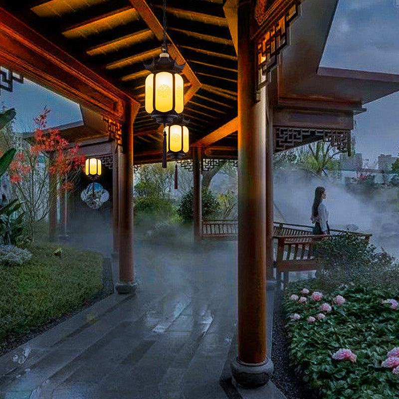 Traditional Chinese Waterproof Hexagonal Lantern Pendant Light for Garden