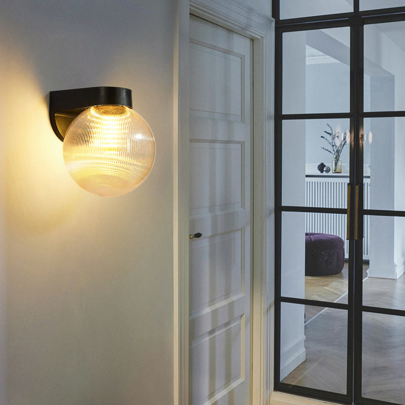 Modern Waterproof Polycarbonate Acrylic 1-Light Wall Sconce for Outdoor Patio