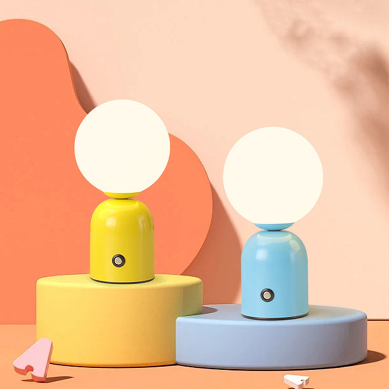 Contemporary Scandinavian Globe Iron Acrylic LED Table Lamp for Living Room  

Elevate your living space with this stylish Scandinavian-inspired table lamp. Featuring a sleek globe design, this lamp combines durable iron and elegant acrylic to create a mo