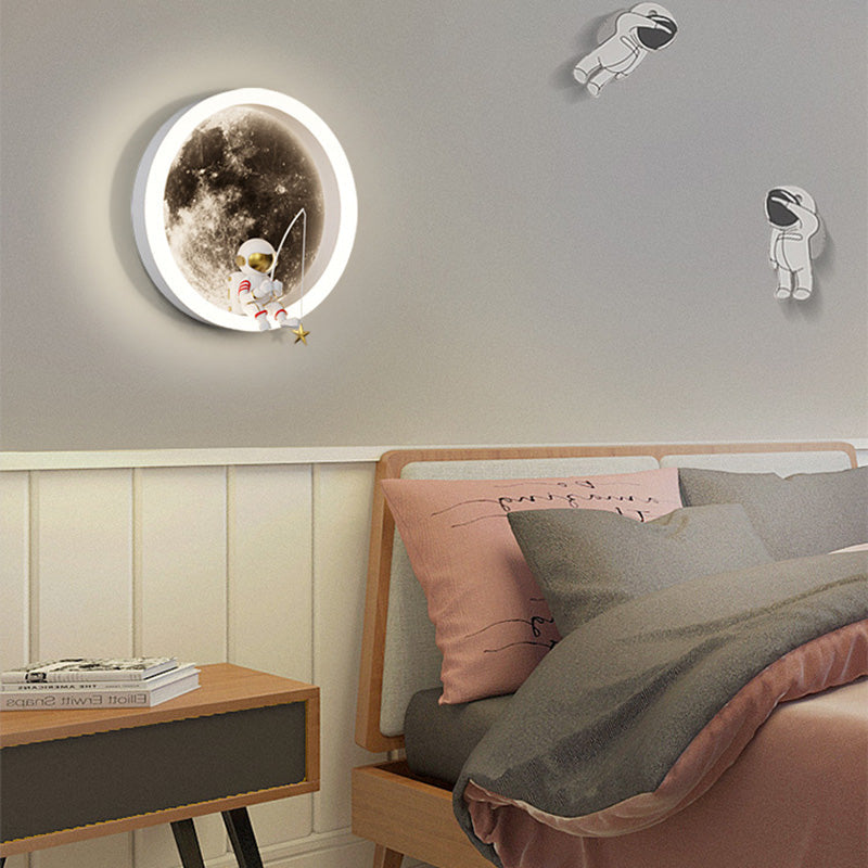 Contemporary Astronaut Wall Sconce Lamp for Kids Bedroom, Creative Space-Themed LED Acrylic Shade Light Fixture, Unique Decorative Galaxy Nightlight, Modern Children's Room Decor, Outer Space Lighting for Boys and Girls Rooms