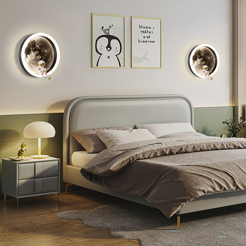 Contemporary Astronaut Wall Sconce Lamp for Kids Bedroom, Creative Space-Themed LED Acrylic Shade Light Fixture, Unique Decorative Galaxy Nightlight, Modern Children's Room Decor, Outer Space Lighting for Boys and Girls Rooms