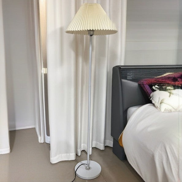 Contemporary Nordic Drum Iron Pleated Floor Lamp Living Room 

Illuminate your living space with this stylish Contemporary Nordic Drum Iron Pleated Floor Lamp. Designed for modern aesthetics, this 1-light standing floor lamp combines a sleek iron base wit