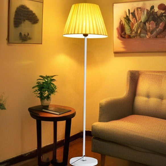 Contemporary Nordic Drum Iron Pleated Floor Lamp Living Room 

Illuminate your living space with this stylish Contemporary Nordic Drum Iron Pleated Floor Lamp. Designed for modern aesthetics, this 1-light standing floor lamp combines a sleek iron base wit