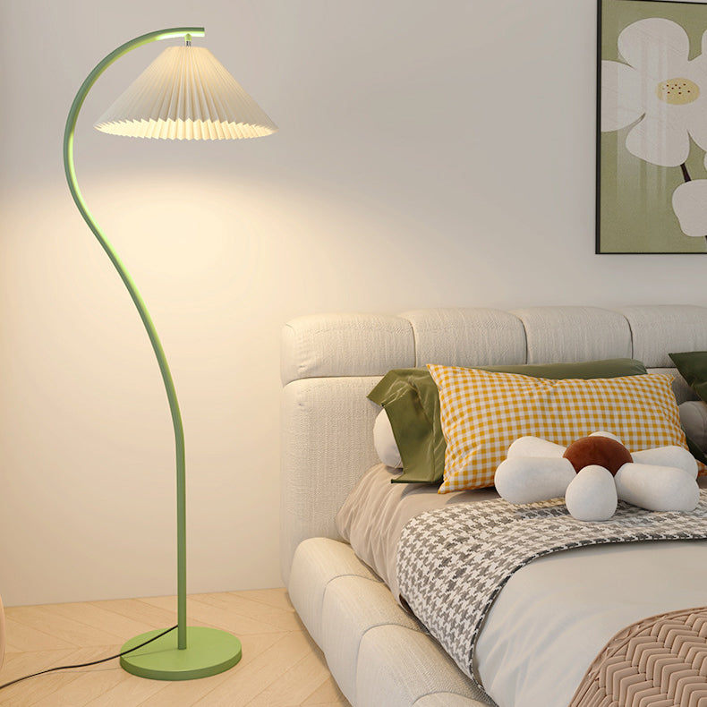 Modern Minimalist Pleated Fabric Iron Floor Lamp for Living Room