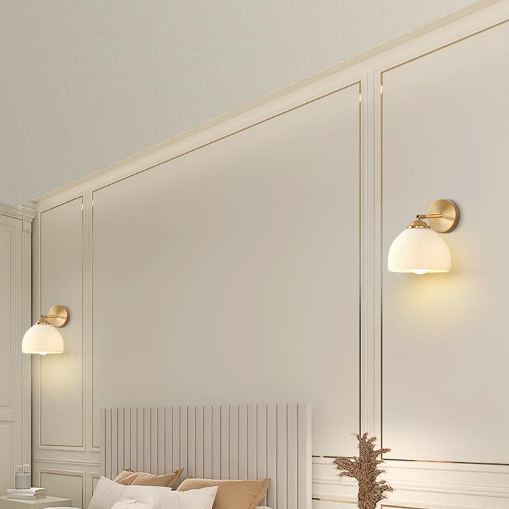 Traditional French Pull Switch Glass Shade Wall Sconce 1-Light Lamp