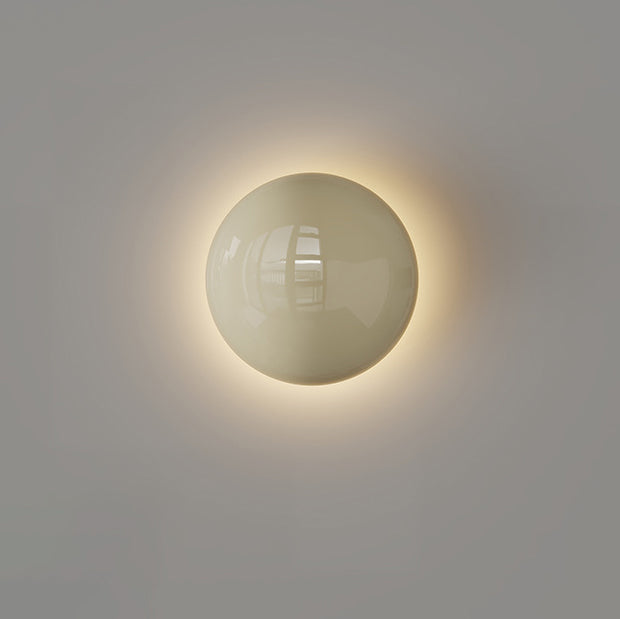 Modern Minimalist Iron Round LED Wall Sconce for Living Room Ambiance Lighting