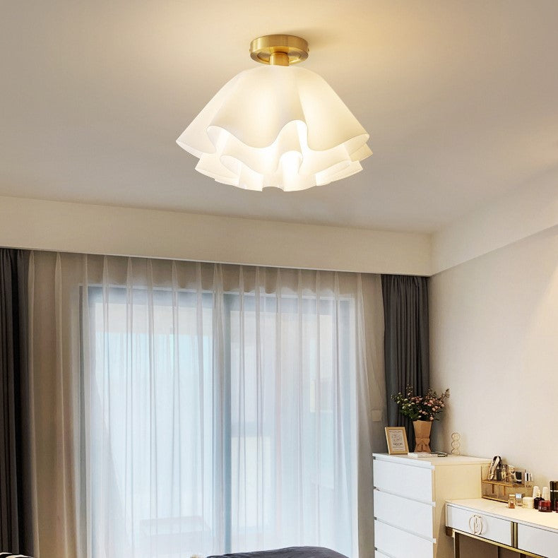 Contemporary Scandinavian Petal Copper Multi-Layer Semi-Flush Mount Light

Elevate your living room with this stunning contemporary Scandinavian-inspired ceiling light. Featuring a unique petal design crafted from multi-layer copper and acrylic, this 1-li