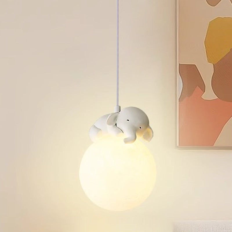 Modern Minimalist Cartoon Pendant Light - Cute Animal Bear Rabbit Dog Elephant Sheep - Ideal for Kids Bedroom decoración