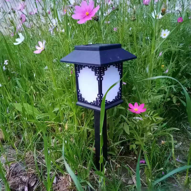 Contemporary Waterproof LED Solar Lawn Light - Industrial Square Design for Outdoor Patio
