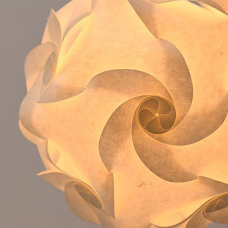 Contemporary Nordic Flower Ball Shade Floor Lamp - 1-Light Design for Living Room

Illuminate your living space with this stylish Contemporary Nordic Flower Ball Shade Floor Lamp. Featuring a sleek, modern design, this 1-light standing floor lamp is ideal