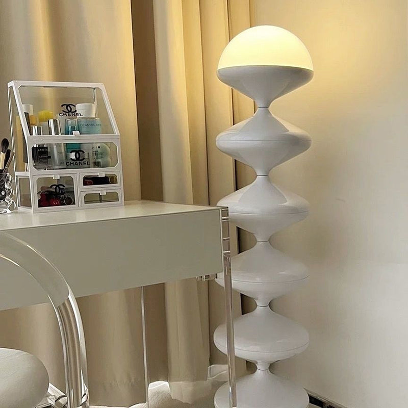 Traditional French Gourd Iron Acrylic Floor Lamp for Living Room  

Illuminate your living space with this exquisite Traditional French Gourd Iron Acrylic Floor Lamp. Designed to enhance your decor, this 1-light standing lamp features a stunning gourd sha