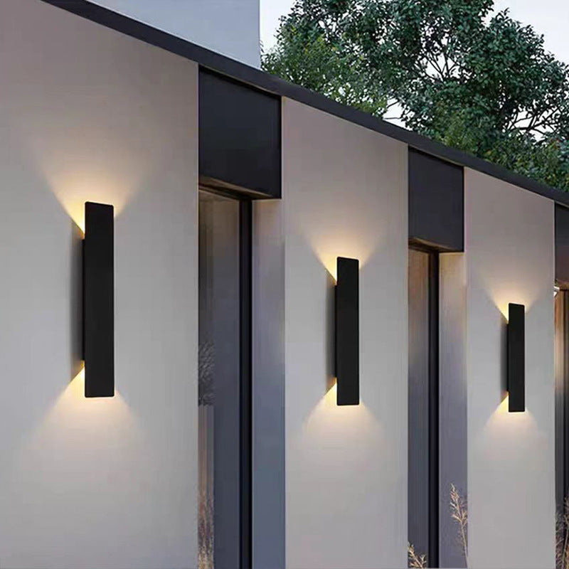 Modern Minimalist LED Waterproof Wall Sconce for Outdoor Patio