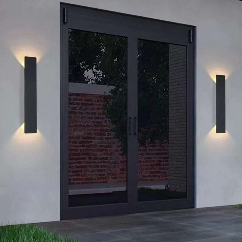 Modern Minimalist LED Waterproof Wall Sconce for Outdoor Patio