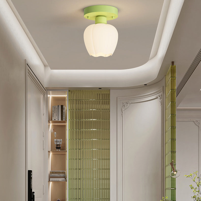Contemporary Scandinavian Cream Flower Semi-Flush Ceiling Light for Bedroom

Illuminate your space with this stunning contemporary Scandinavian cream flower round oval semi-flush mount ceiling light. Perfect for bedrooms, this 1-light fixture combines ele