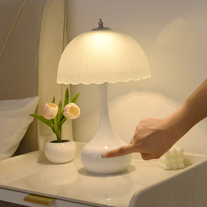 Traditional French Dome Glass Iron LED Table Lamp for Bedroom