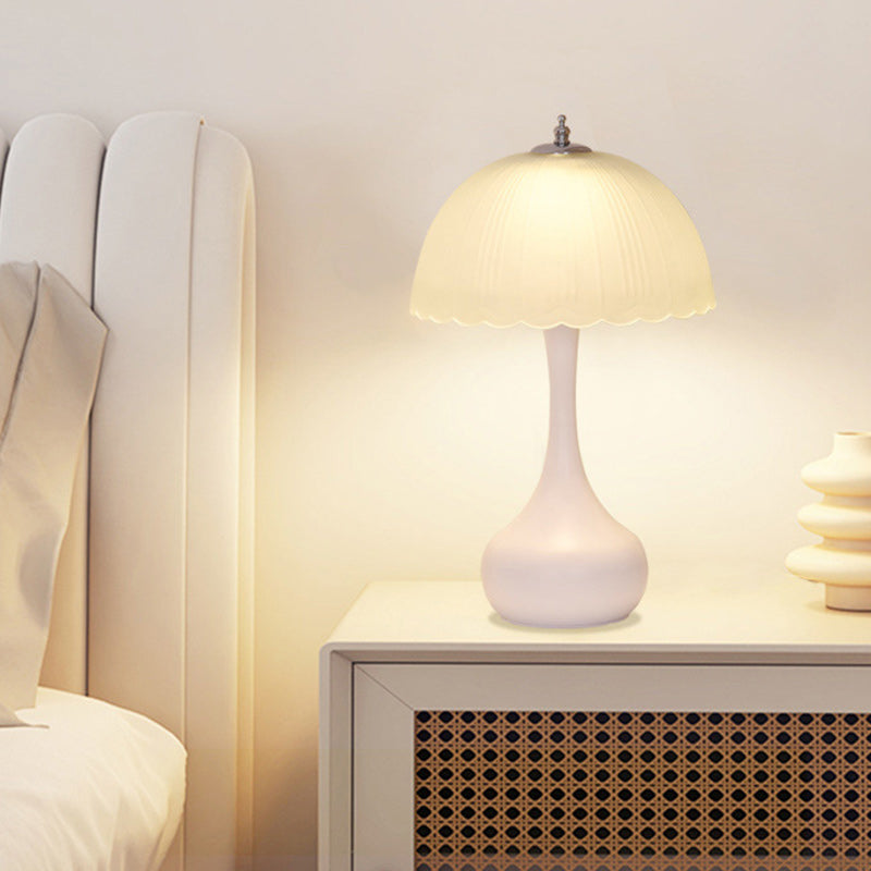 Traditional French Dome Glass Iron LED Table Lamp for Bedroom