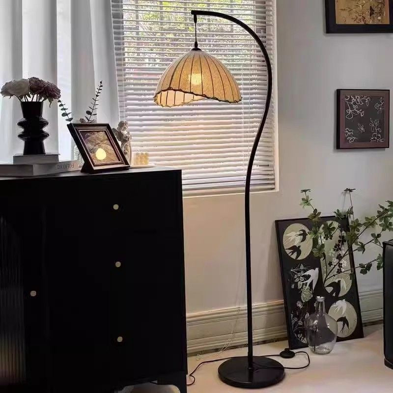 Traditional Vintage Round Hat Floor Lamp - Iron Fabric 1-Light for Living Room