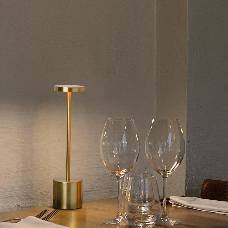 Modern Minimalist Round Cylinder Metal LED Table Lamp for Living Room

Illuminate your living space with this sleek, modern minimalist round cylinder metal LED table lamp. Perfect for contemporary home decor, its elegant design enhances any room while pro