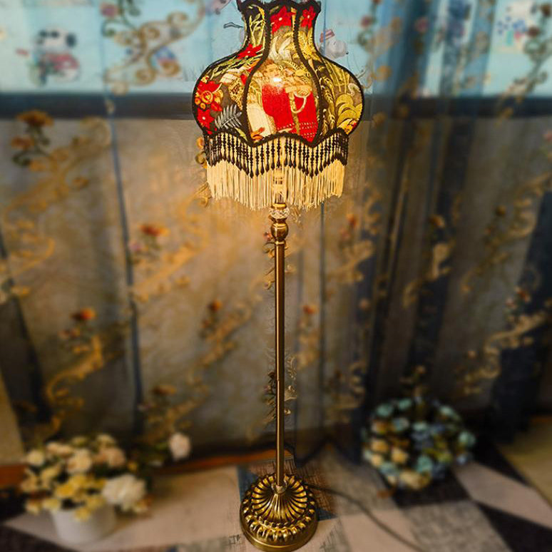 Traditional Vintage Floral Tassel Floor Lamp - Fabric Iron 1-Light for Living Room