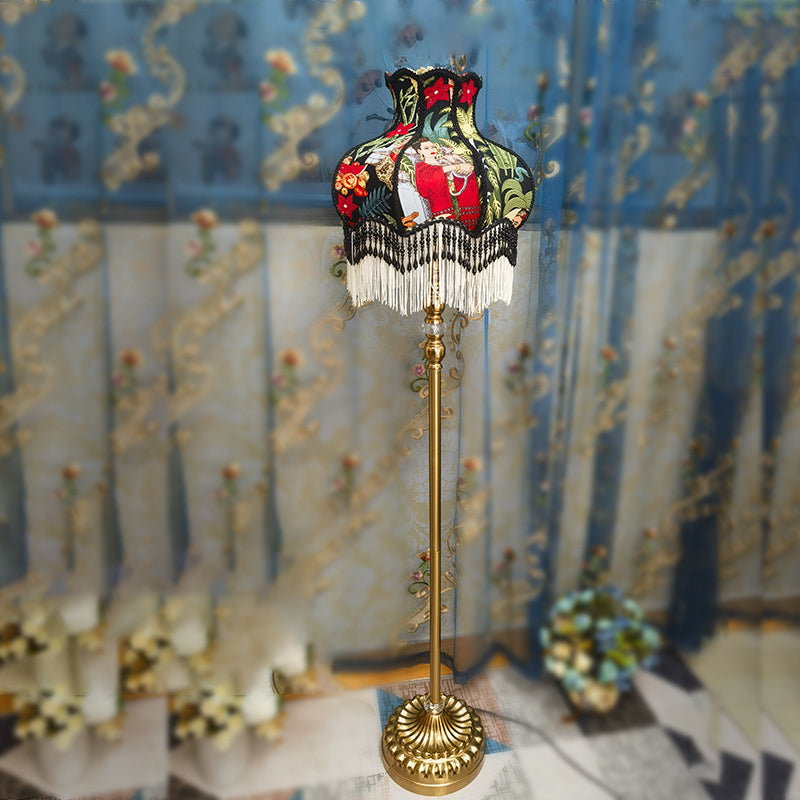 Traditional Vintage Floral Tassel Floor Lamp - Fabric Iron 1-Light for Living Room