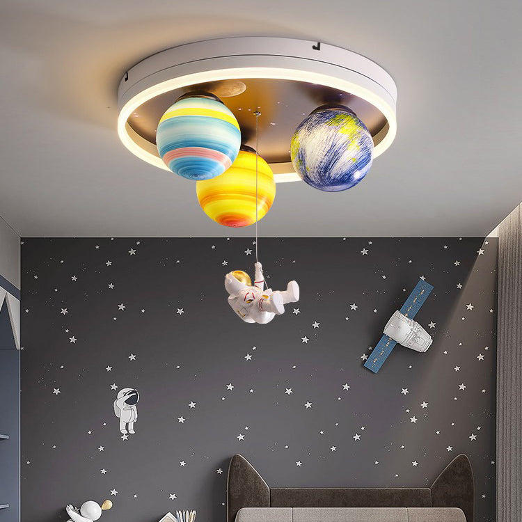 Modern Art Deco Kids Planet Astronaut Round Acrylic Resin Iron LED Flush Mount Ceiling Light for Bedroom, Space Theme Lighting for Children’s Room, Stylish Ceiling Fixture, Colorful Decorative Light for Kids, Astronaut Decor, Nursery Room Lighting, LED Ce