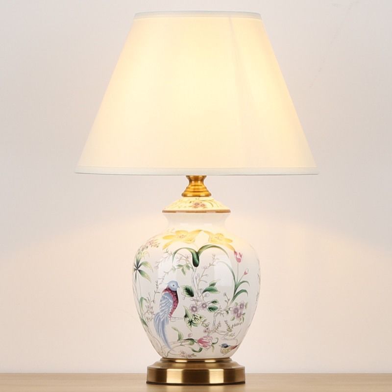 Traditional Chinese Patterned Bird Scalloped Round Fabric Ceramic 1-Light Table Lamp for Living Room, Asian Decor Accent Lamp, Decorative Desk Light, Handcrafted Ceramic Lighting, Elegant Home Illumination, Unique Gift for China Lovers, Vintage Style Ligh