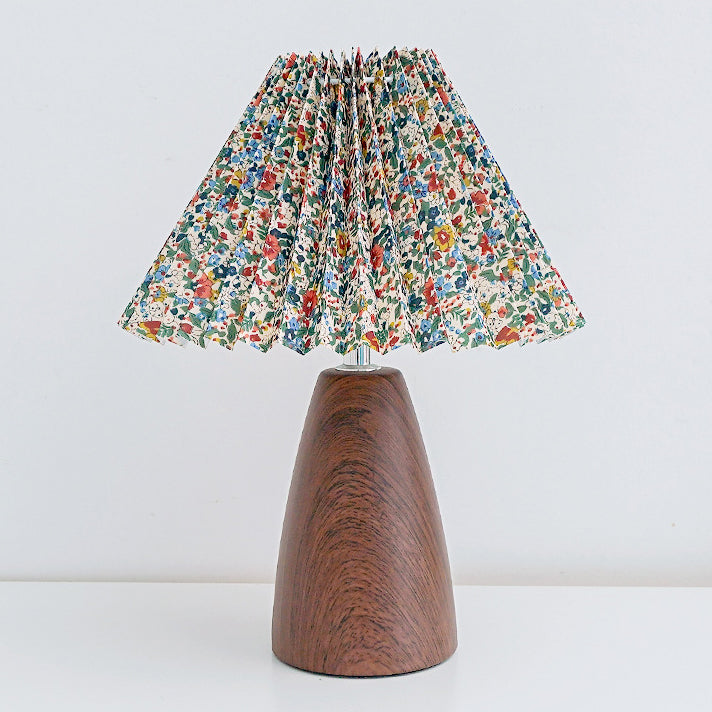 Vintage Scalloped Pleated Cone Fabric LED Table Lamp for Living Room