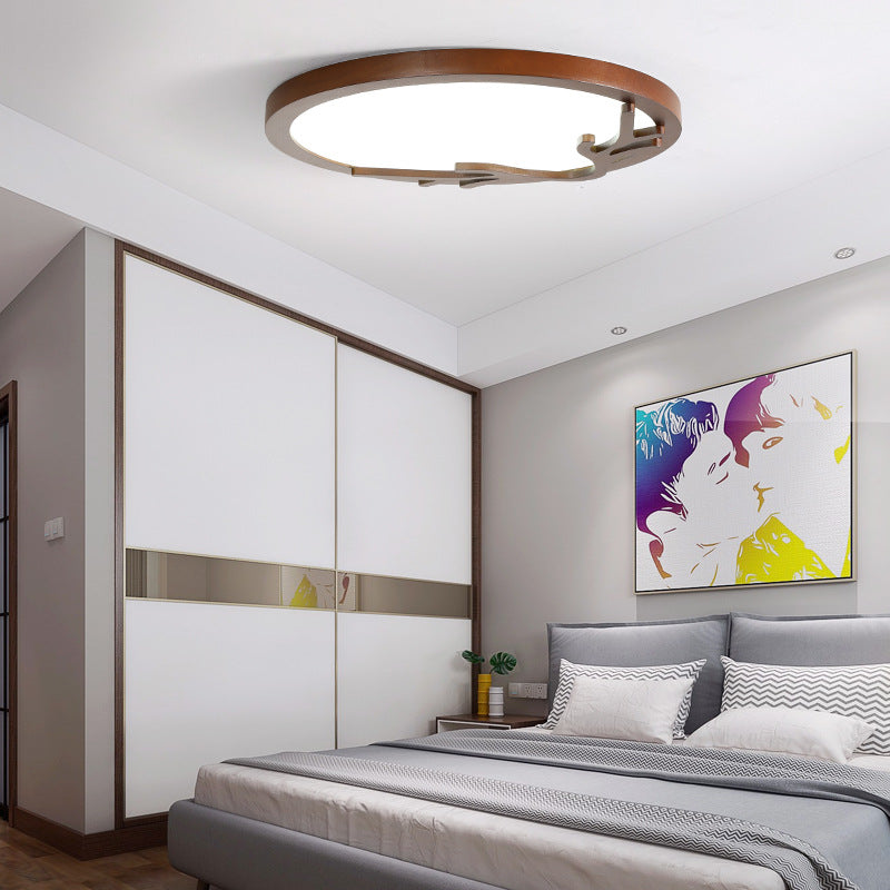 Rustic Deer Horn LED Flush Mount Ceiling Light - Metal & Rubber Wood Design for Bedroom