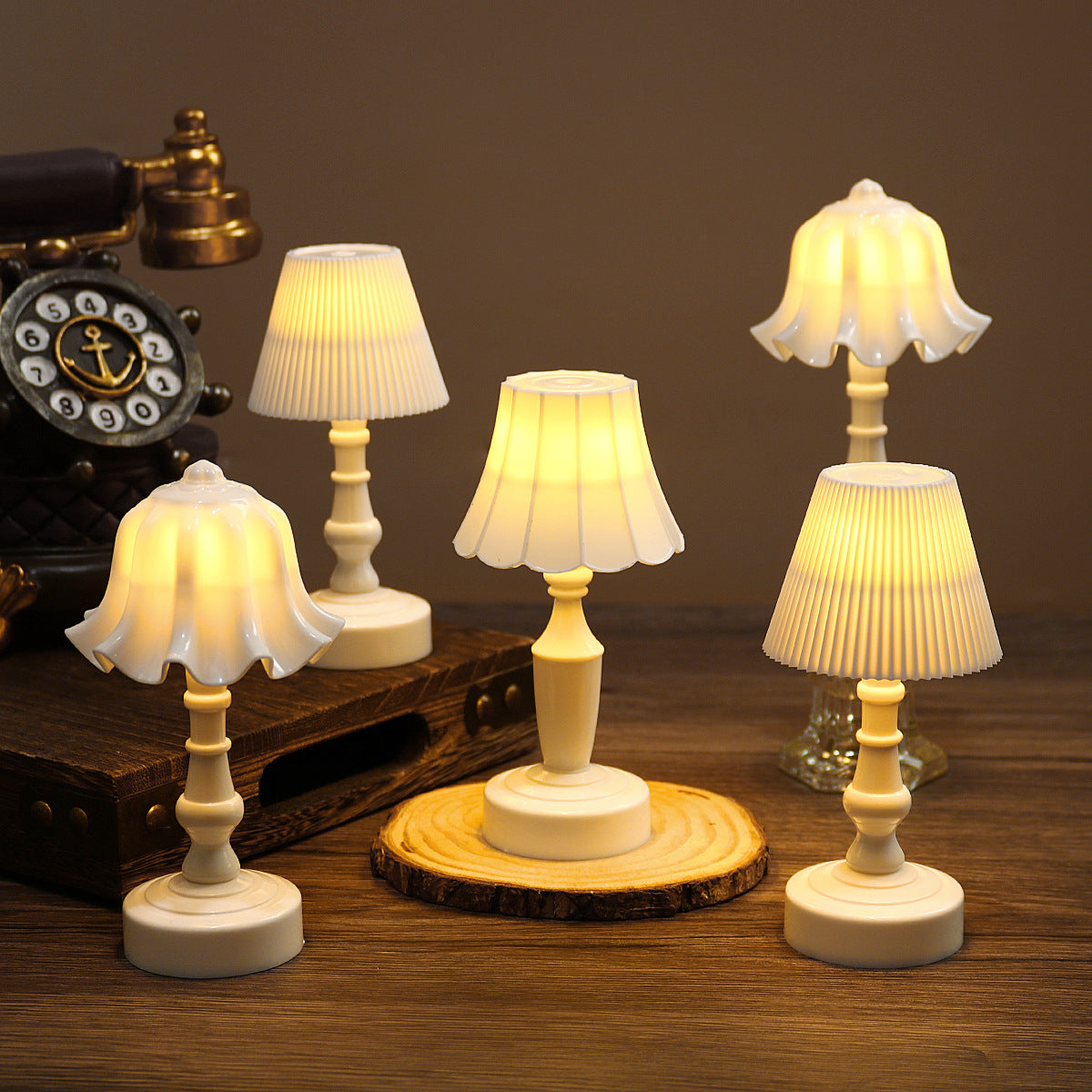 Contemporary Nordic Pleated LED Table Lamp - Stylish Bedside Night Light
