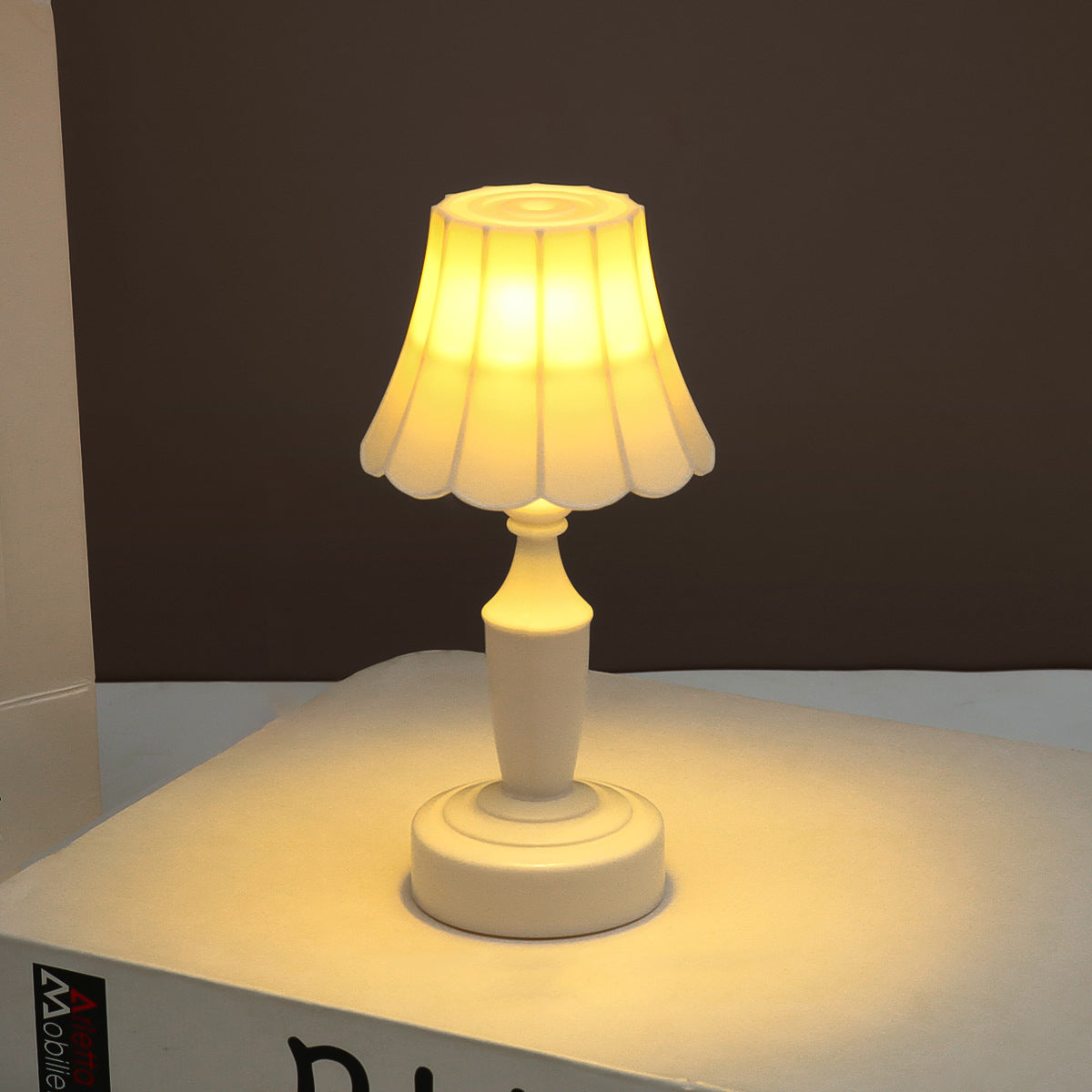 Contemporary Nordic Pleated LED Table Lamp - Stylish Bedside Night Light