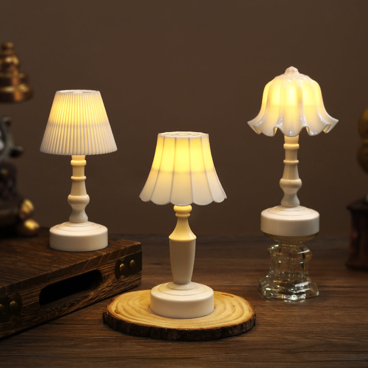 Contemporary Nordic Pleated LED Table Lamp - Stylish Bedside Night Light