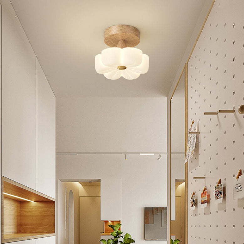 Contemporary Nordic Rubber Wood PE Flower Branch LED Semi-Flush Mount Ceiling Light

Illuminate your hallway with this stylish semi-flush mount ceiling light. Featuring a contemporary Nordic design, it seamlessly blends rubber wood and PE material for a u