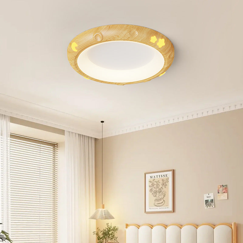 Contemporary Retro Kids Round Star Iron Acrylic LED Flush Mount Ceiling Light for Bedroom, Modern Nursery Lighting Fixture, Stylish Children's Room Decor, Energy-Efficient Ceiling Light, Star Design Bedroom Illumination, Fun Kids Lighting, Playful Home De